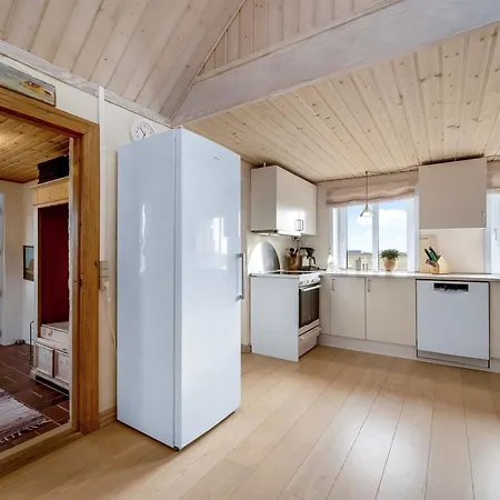 Ali - 75m From The Sea By Interhome *