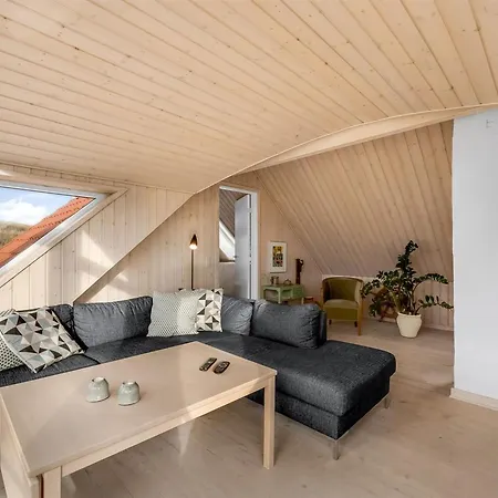 Ali - 75m From The Sea By Interhome *